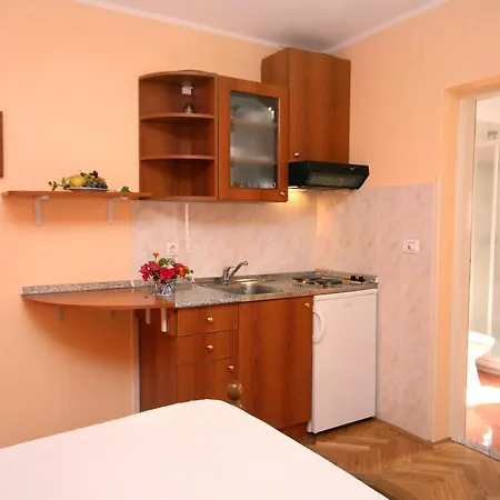 Studio 2288a